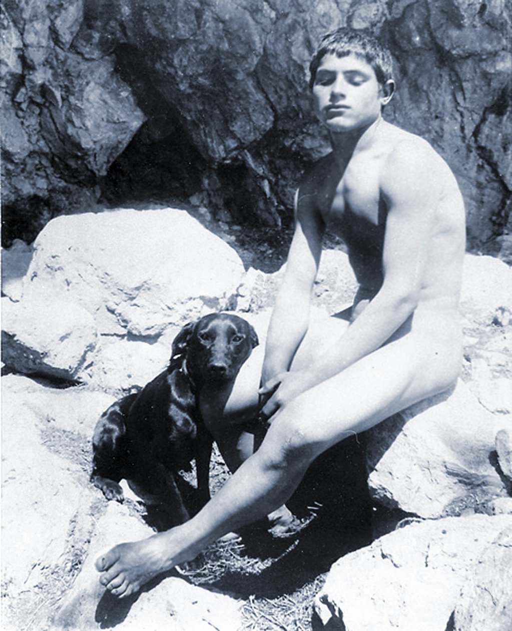 研究一个狗的裸体男孩，c.1901（cyanotype） 作者 威廉·冯·格洛登男爵