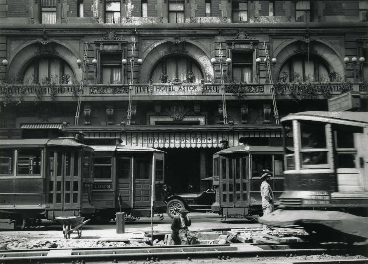 Hotel Astor，c.1910-21 作者 威廉·戴维斯·哈斯勒