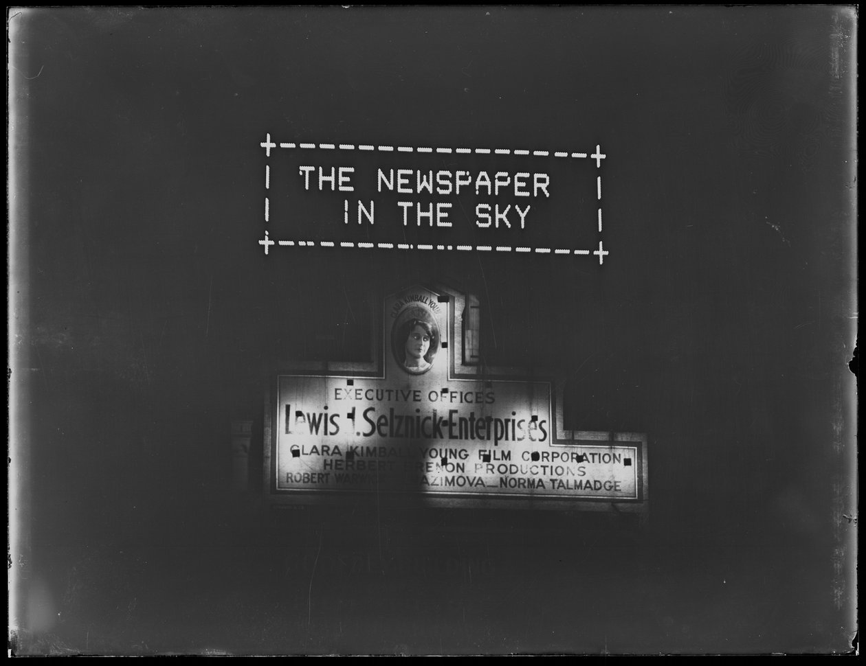 1917年1月，纽约市Selznick Enterprises广告和泛光灯照明标志的照明标志 作者 威廉·戴维斯·哈斯勒