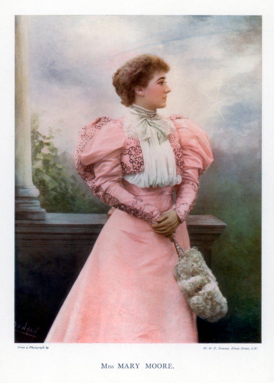 玛丽·摩尔（Mary Moore），英国女演员和剧院经理，1901年。 作者 威廉和丹尼尔唐尼