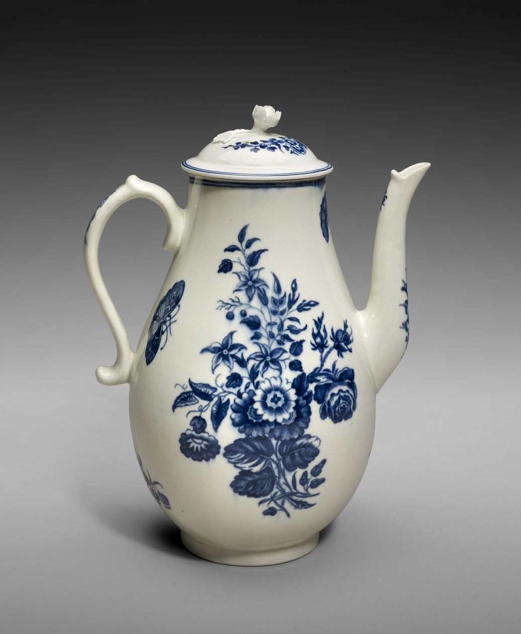 咖啡壶，c。 1770-1783（带有转印的软膏瓷） 作者 伍斯特瓷器厂伍斯特瓷器厂
