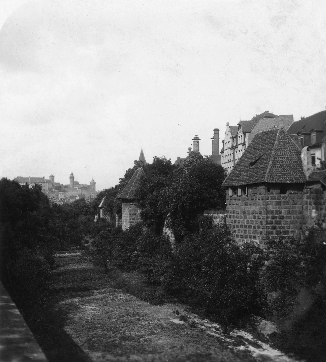 纽伦堡城堡，纽伦堡，德国，c1900年代。 作者 沃思和儿子