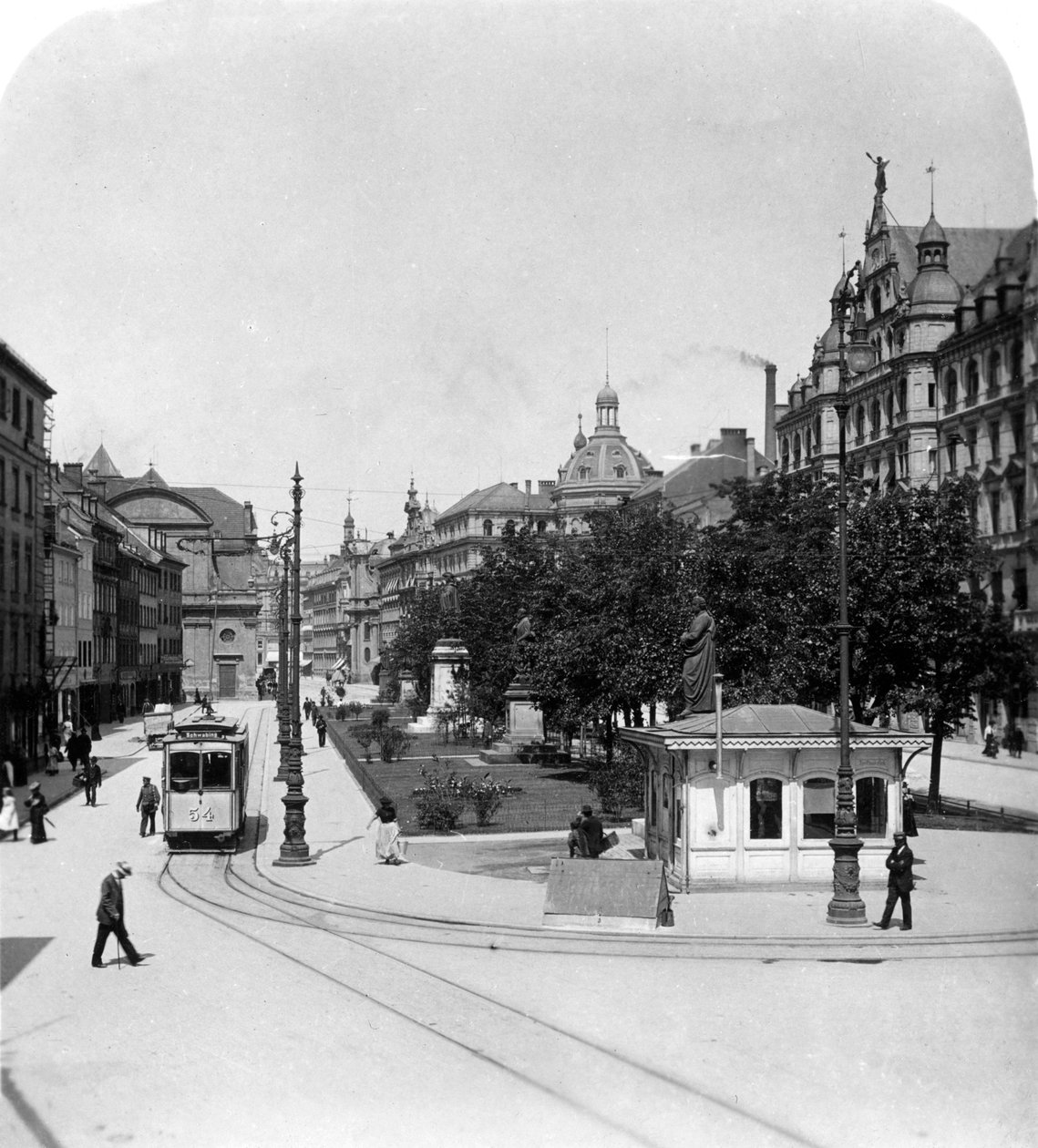 c1900年代，德国慕尼黑的Promenadeplatz。 作者 沃思和儿子