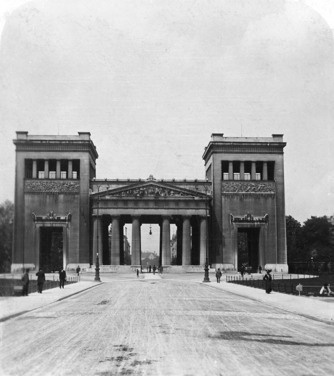 Propylaen，德国慕尼黑，c1900年 作者 沃思和儿子