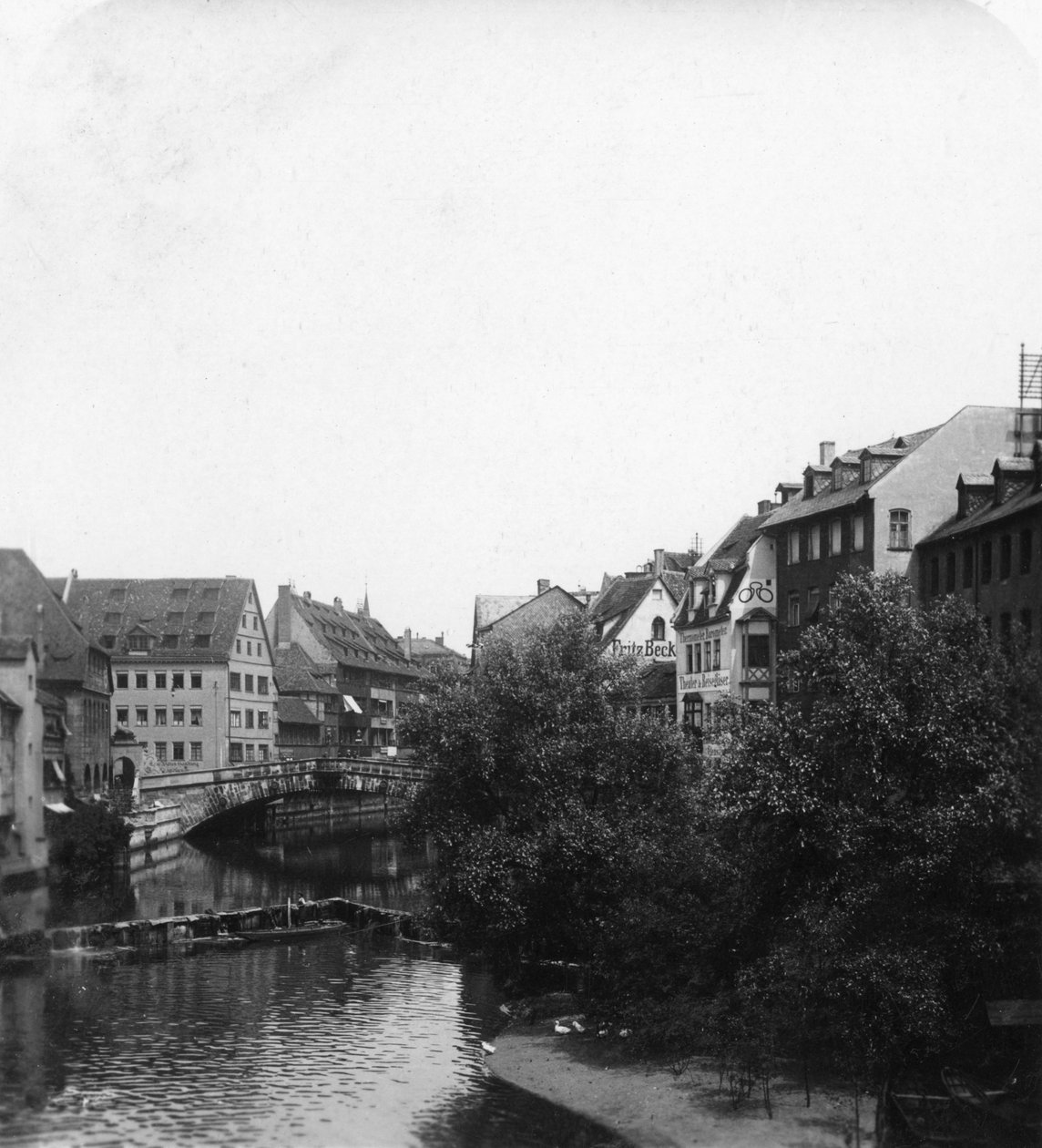 Fleischbrucke肉桥，德国纽伦堡，摄于1900年代。 作者 沃思和儿子