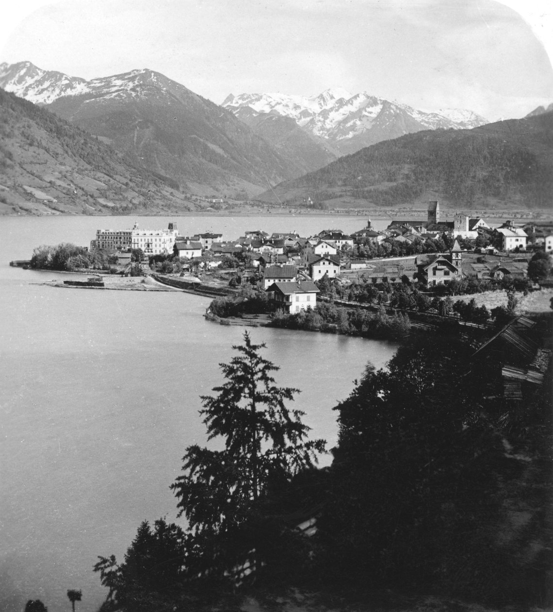 采尔湖畔（Zell am See），奥地利萨尔茨堡，1900年代左右。 作者 沃思和儿子