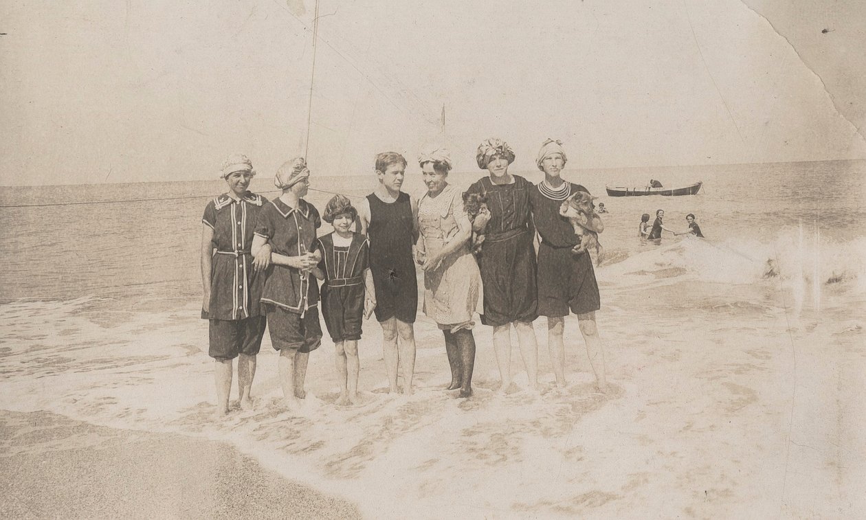 浴场，Houlgate，1911年9月（黑白照片）。 作者 乔恩·埃伦森