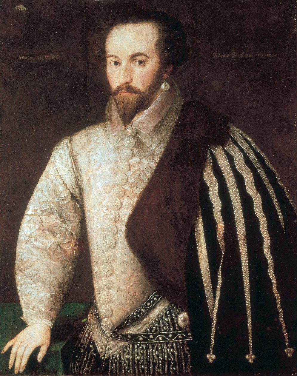 沃尔特·罗利爵士 (1554 - 1618) 的肖像。 绘画归功于 Federico Zuccaro（或 Zuccari）（1549 - 1609）。 1588. 伦敦，国家肖像画廊。 作者 或Zuccaro Federico Zuccari
