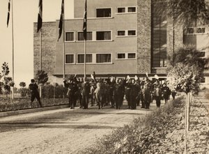 博洛尼亚皇家机场“Fausto Pesci”大楼落成典礼，由 Mauro Toschi fu Ulisse 公司建造，贝尼托·墨索里尼公爵出席，1936 年 10 月 24 日（黑白照片） 作者 阿基里·维拉尼（Achille Villani）