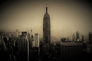 Tower,2019,(photography) 作者 亚历克斯·卡明克