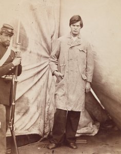刘易斯-鲍威尔[别名刘易斯-佩恩]，1865年4月27日。