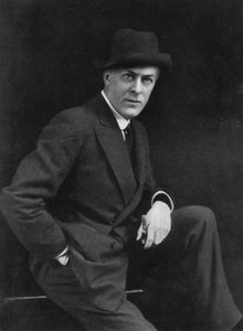 乔治·亚历山大爵士（Sir George Alexander）1858-1918年，剧院演员兼经理，1911-1912年。