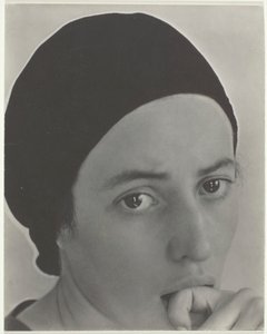 多萝西-诺曼，约1931年。 作者 阿尔弗雷德·斯蒂格利茨