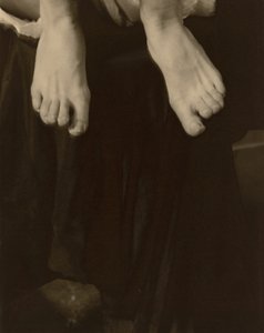 乔治亚-奥基夫--脚，1918年。 作者 阿尔弗雷德·斯蒂格利茨