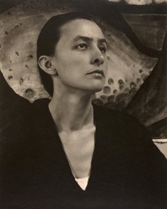 乔治亚-奥基夫，1918年。 作者 阿尔弗雷德·斯蒂格利茨