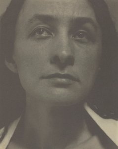 乔治亚-奥基夫，1918年。 作者 阿尔弗雷德·斯蒂格利茨
