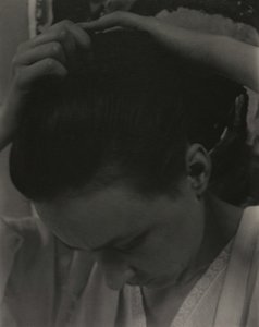 乔治亚-奥基夫，191921。 作者 阿尔弗雷德·斯蒂格利茨