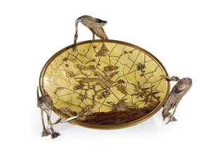 杯（塔扎），费迪南德·杜维纳奇（Ferdinand Duvinage）的镶嵌作品，在19世纪下半叶（镀银和镀金青铜，象牙和木材）（另请参见476612）