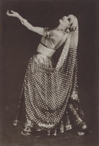 东方印象》中饰演 Rhada 的 Ann Pavlova（黑白照片） 作者 美国摄影师