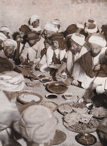 阿拉伯村民在用餐，巴勒斯坦（黑白照片） 作者 美国摄影师