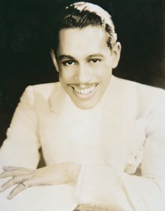 卡布-卡洛维（1907-94）（黑白照片）。 作者 美国摄影师
