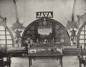Javas Quaint Exhibit 作者 美国摄影师