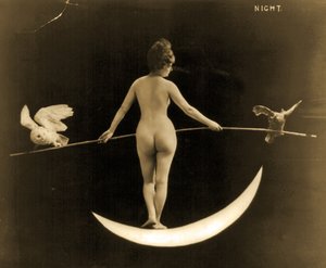 夜，c.1895 作者 美国摄影师