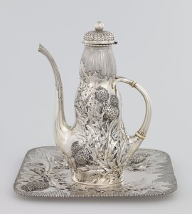 咖啡壶，1891年（银和象牙） 作者 美国学校