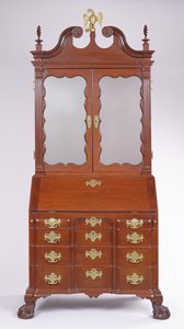 书桌和书柜，来自波士顿，1765-75（桃花心木和白松）