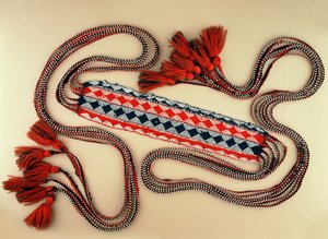 腰带，约 1820 年代（羊毛和珠子） 作者 美国学校