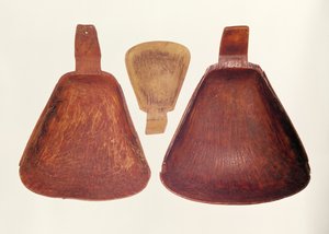 从西北美洲海岸到大约15世纪（麝牛角）供应食物的勺子 作者 美国学校
