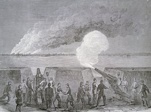1864 年 1 月 3 日，查尔斯顿围城，这座城市在轰炸中燃烧殆尽，来自《哈珀周刊》（版画） 作者 美国学校
