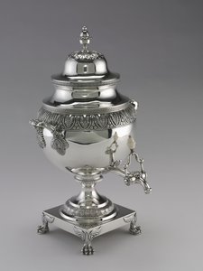茶缸，哈维·刘易斯（Harvey Lewis）制作，1811-25年 作者 美国学校