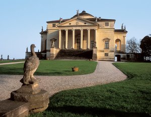 文艺复兴时期的建筑：Capra 别墅的景色称为 Rotonda，由建筑师 Andrea di Pietro dalla Gondola 创建，称为 Andrea Palladio (1508-1580) 1566 Vicense (Vicenza) 意大利