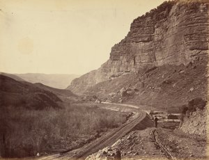 图版 30.从死亡之岩俯瞰回音峡谷，1869 年（照片） 作者 安德鲁·约瑟夫·拉塞尔