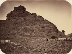 图版 34.哨兵岩，韦伯谷，1869 年（照片） 作者 安德鲁·约瑟夫·拉塞尔