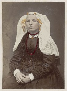 身着北欧服饰的女性肖像
Holländska Skönheter！(物品上的标题） 作者 安德里斯·雅格