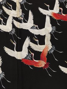 绘有无数飞鹤的和服细节 作者 匿名匿名