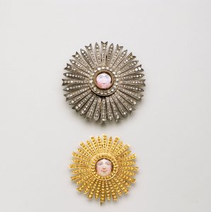 伊朗 - 太阳女神勋章：一级勋章，19世纪中期 - 一级勋章 作者 匿名匿名