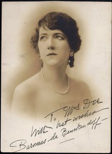 Moura Budberg - Baroness Maria Ignatyevna Budberg (1891-1974), Anonymous. Photograph, c. 1930, Private Collection 作者 匿名匿名