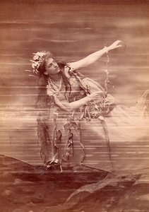 歌剧演员Lilli Lehmann（1848-1929）在理查德-瓦格纳的歌剧《莱茵河畔》中扮演Woglinde。拜罗伊特 作者 匿名匿名