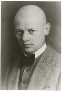 Oskar Schlemmer (1888-1943), Anonymous . Photograph 作者 匿名匿名