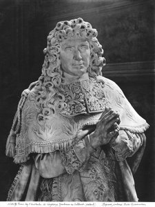 Jean-Baptiste Colbert de Torcy之墓1619-83，Colbert细节，c.1685-1687大理石和镀金青铜见248118,248119,248120,252767,252769 bw photo