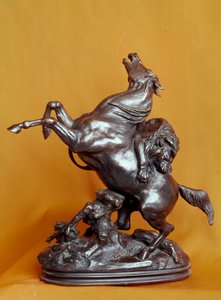 狮子攻马 安托万-路易-巴耶（1795-1875）的青铜雕塑 19世纪。巴黎，卢浮宫博物馆 作者 安托万·路易斯·巴里