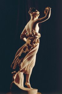 Hebe by Antonio Canova（1757-1822），大理石雕像