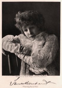 莎拉-伯恩哈特，法国女演员，1901年。 作者 艺术摄影公司
