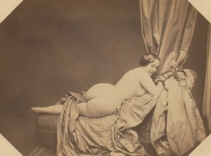 学术裸体，斜倚在沙发上，c。 1855年。