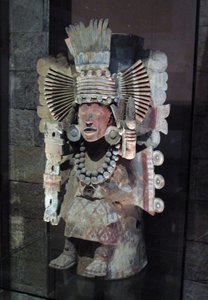 香炉形式的玉米Xilonen女神的形式，特拉瓦奇，后经典后期，约1500年