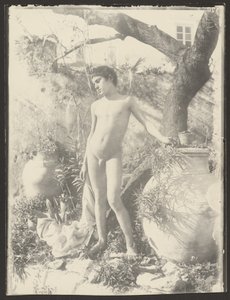 [花园中的裸体青年］ 作者 威廉·冯·格洛登男爵