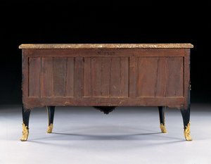 马桶，约1745年（安装在日本moloru漆器和黑檀木）